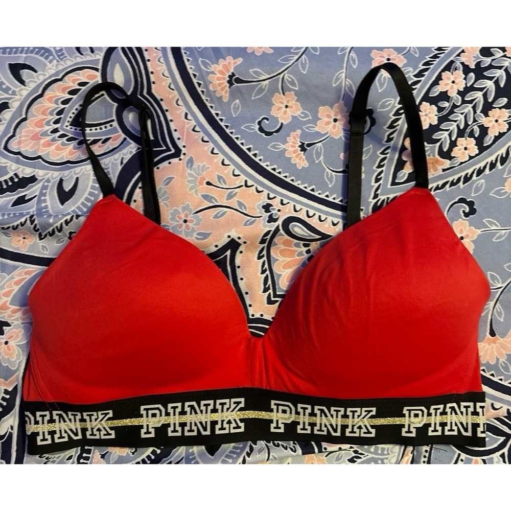 Victoria's Secret PINK Red Wear Everywhere Wireless‎ Lightly Lined Bra, 32C